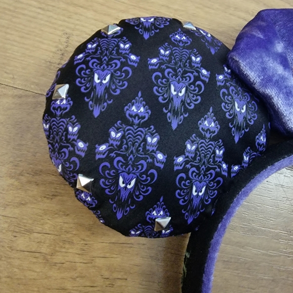 Disney Haunted Mansion Mickey Ears Headband Madame Leota Foolish - Picture 4 of 9